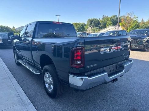 Used 2026 RAM 2500 Big Horn AWD/4WD image 4