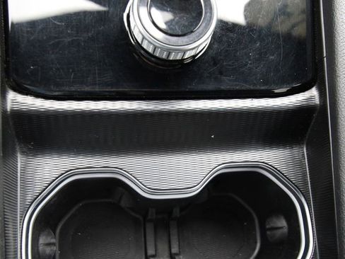 Used 2024 Jeep Grand Cherokee Altitude image 23