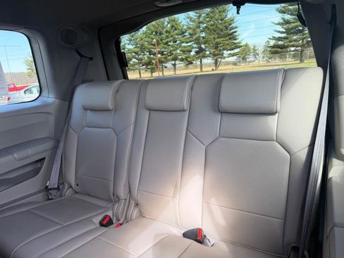 Used 2011 Honda Pilot Touring image 5