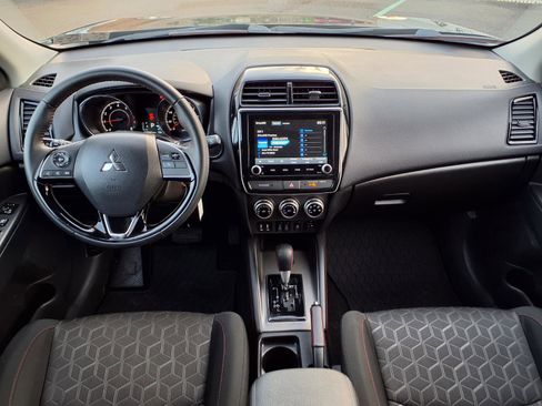 Used 2024 Mitsubishi Outlander Sport LE image 15