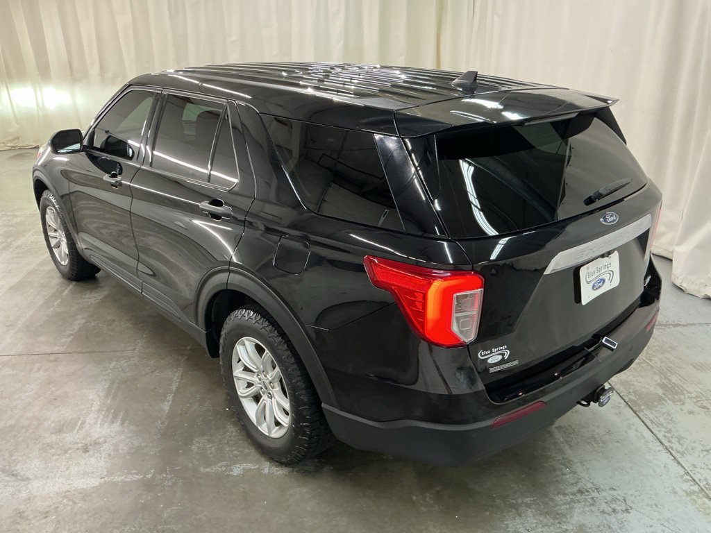 Used 2021 Ford Explorer 4WD w/ Class III Trailer Tow Package image 6