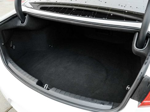 Used 2019 Kia Cadenza Premium image 56