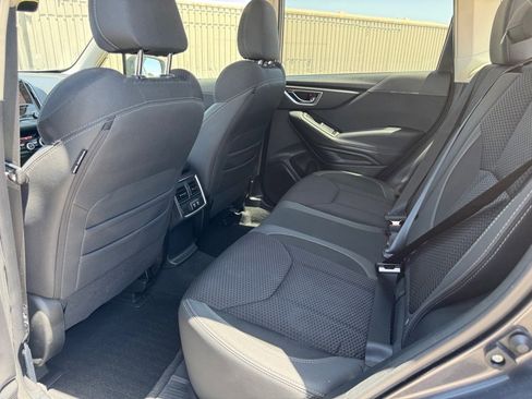 Used 2024 Subaru Forester Premium image 13