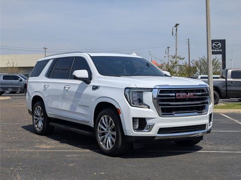 Used 2022 GMC Yukon SLT w/ SLT Premium Package RWD image 7