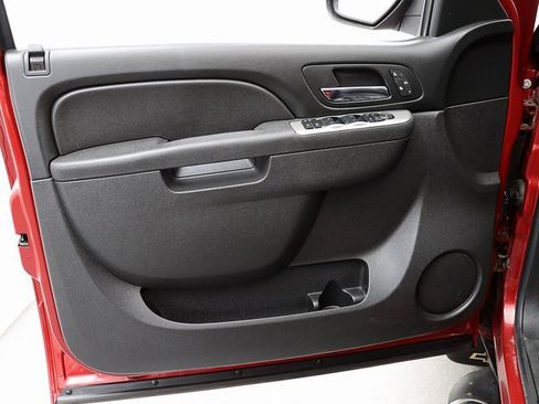 Used 2014 Chevrolet Tahoe LT w/ Suspension Package, Off-Road image 23