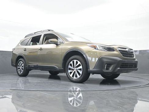 Used 2021 Subaru Outback Premium image 62