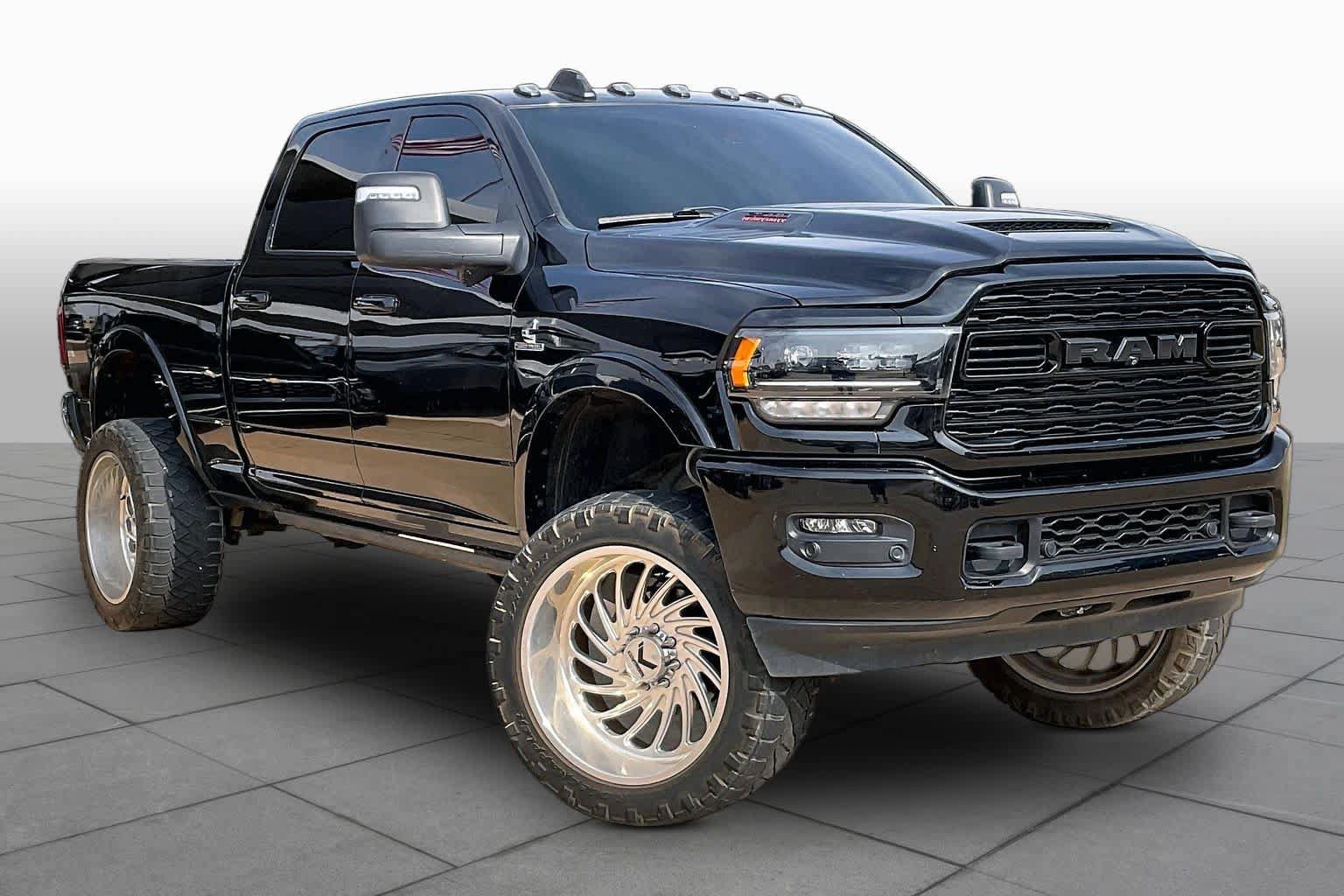 Used 2023 RAM 2500 Limited AWD/4WD image 4