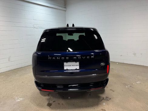 Used 2023 Land Rover Range Rover SE image 8