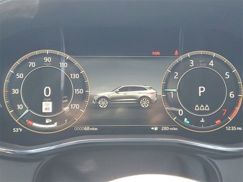 Used 2025 Jaguar F-PACE R-Dynamic S image 18