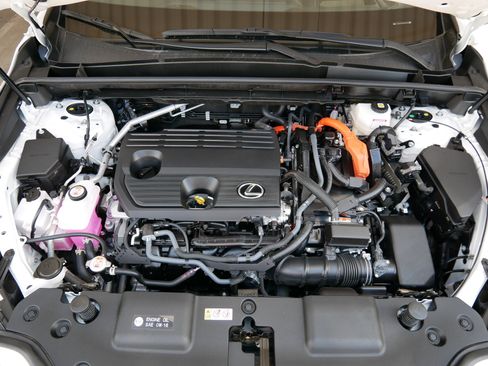 Certified 2025 Lexus NX 350h AWD w/ Accessory Package (2T) image 35