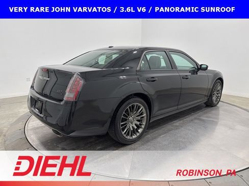 Used 2013 Chrysler 300 C image 7