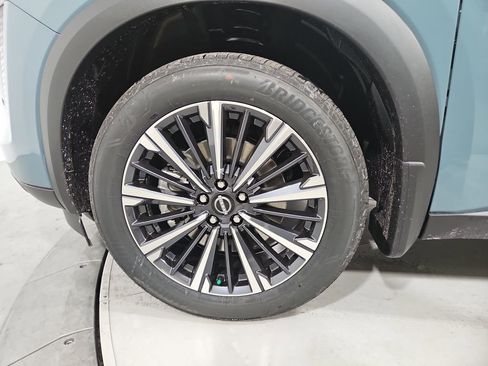 New 2026 Nissan Pathfinder Platinum image 27