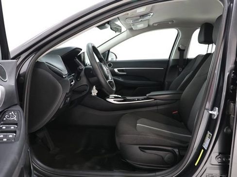Used 2021 Hyundai Sonata SE FWD image 17