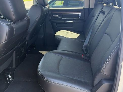 Used 2015 RAM 2500 Laramie w/ Convenience Group AWD/4WD image 8