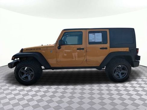Used 2013 Jeep Wrangler Unlimited Rubicon w/ Connectivity Group AWD/4WD image 6