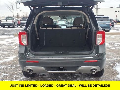 Used 2023 Ford Explorer Limited w/ Class IV Trailer Tow Package image 8