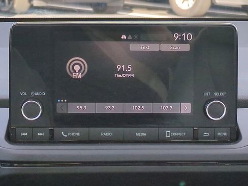 Used 2023 Honda Accord EX image 17