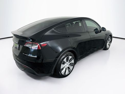 Used 2021 Tesla Model Y Long Range AWD/4WD image 9