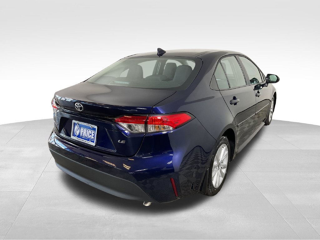 Used 2026 Toyota Corolla LE w/ LE Premium Package FWD image 9