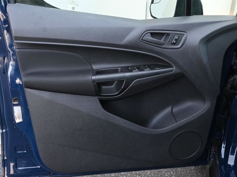 Used 2018 Ford Transit Connect XL image 11