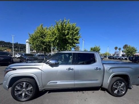 Used 2022 Toyota Tundra Capstone image 5