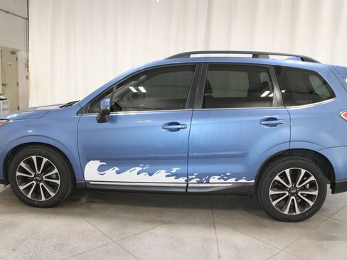 Used 2017 Subaru Forester 2.0XT Touring AWD/4WD image 6