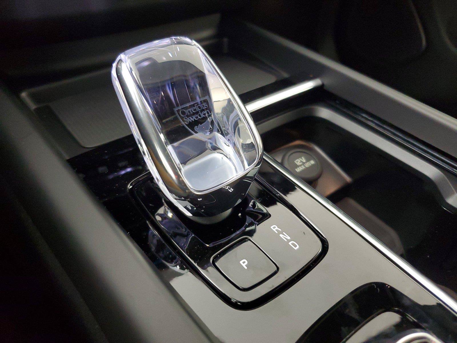 New 2027 Volvo XC60 B5 Core AWD/4WD image 32