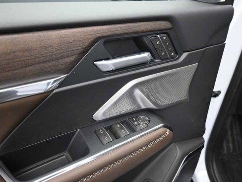 New 2026 GMC Acadia Denali Ultimate image 10