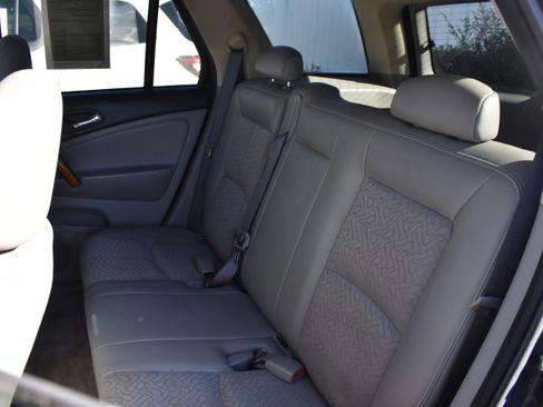 Used 2006 Saturn Vue AWD V6 w/ Comfort Pkg image 25