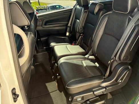 Used 2023 Honda Odyssey Elite image 22