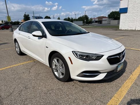 Used 2019 Buick Regal Preferred w/ Sights and Sounds Package FWD image 11