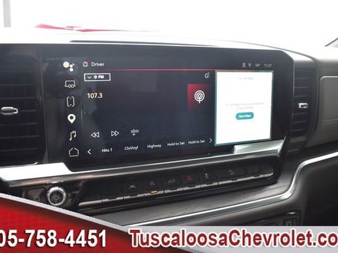 Used 2022 GMC Sierra 1500 SLT w/ X31 Off-Road Package AWD/4WD image 33