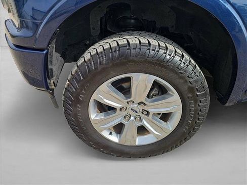 Used 2018 Ford F150 Platinum w/ Equipment Group 701A Luxury image 11