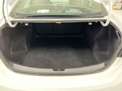 Used 2024 Chevrolet Malibu LT image 23