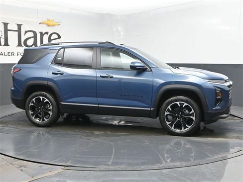 New 2026 Chevrolet Equinox LT w/ Convenience Package II image 1