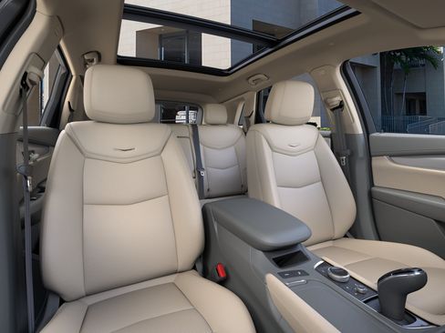 New 2026 Cadillac XT5 Premium Luxury w/ Driver Assist Package FWD image 16