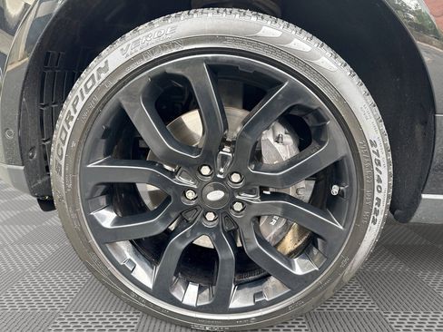 Used 2019 Land Rover Range Rover Long Wheelbase Supercharged AWD/4WD image 19