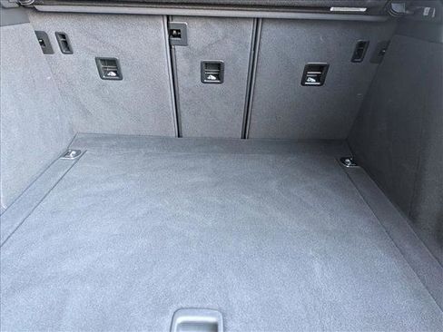 Used 2017 Porsche Macan image 23