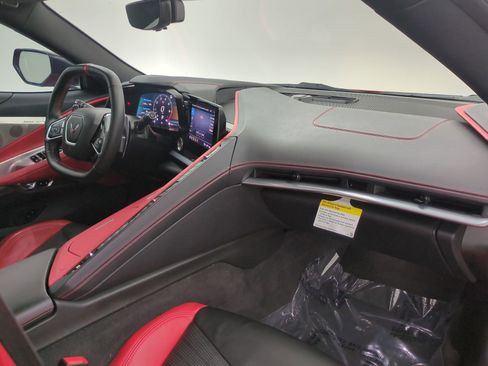 Used 2023 Chevrolet Corvette Stingray Preferred Conv w/ Z51 Performance Package RWD image 21