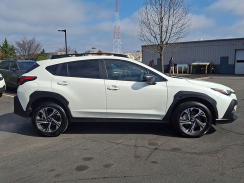 Used 2025 Subaru Crosstrek 2.0i Premium image 7