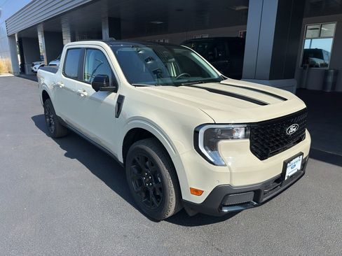 New 2025 Ford Maverick Lariat w/ Black Appearance Package AWD/4WD image 8