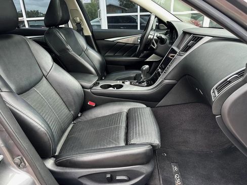 Used 2017 INFINITI Q50 Red Sport 400 image 29