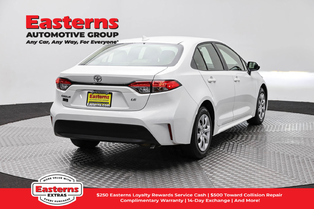 Used 2023 Toyota Corolla LE FWD image 6