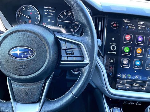 Used 2025 Subaru Outback Premium AWD/4WD image 26