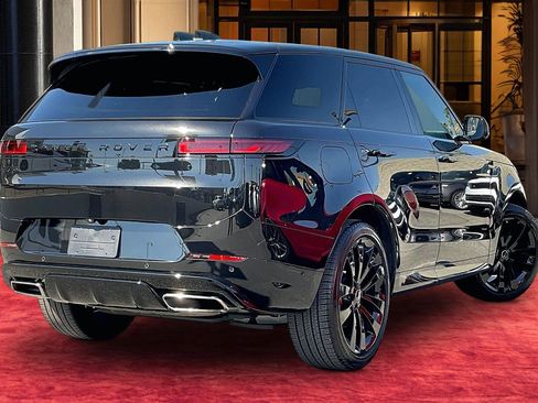 Used 2024 Land Rover Range Rover Sport Dynamic SE image 11