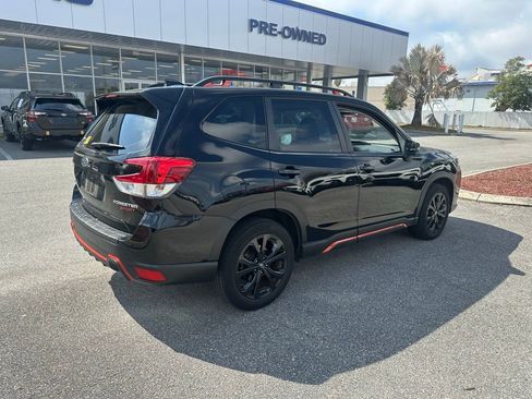 Used 2023 Subaru Forester Sport image 3