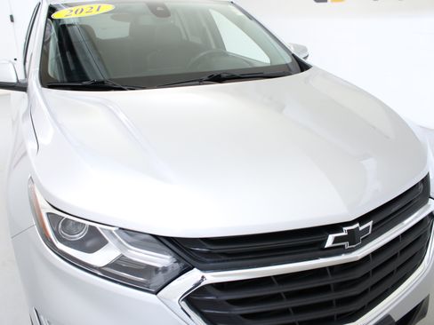 Used 2021 Chevrolet Equinox LT AWD/4WD image 11
