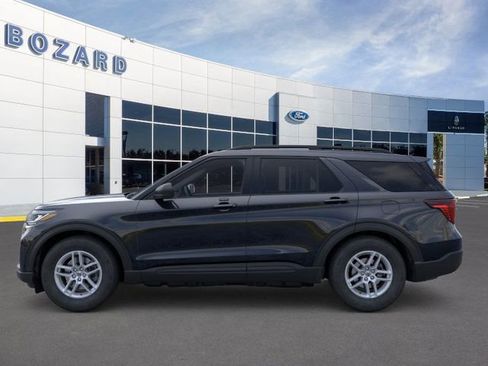 New 2026 Ford Explorer Active w/ Active Comfort Package image 3
