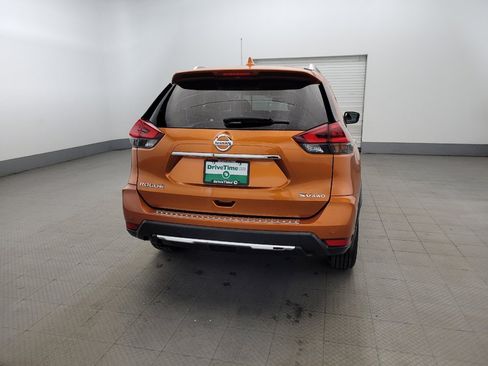 Used 2020 Nissan Rogue SV image 7