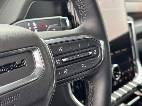 Certified 2025 GMC Yukon Denali image 34